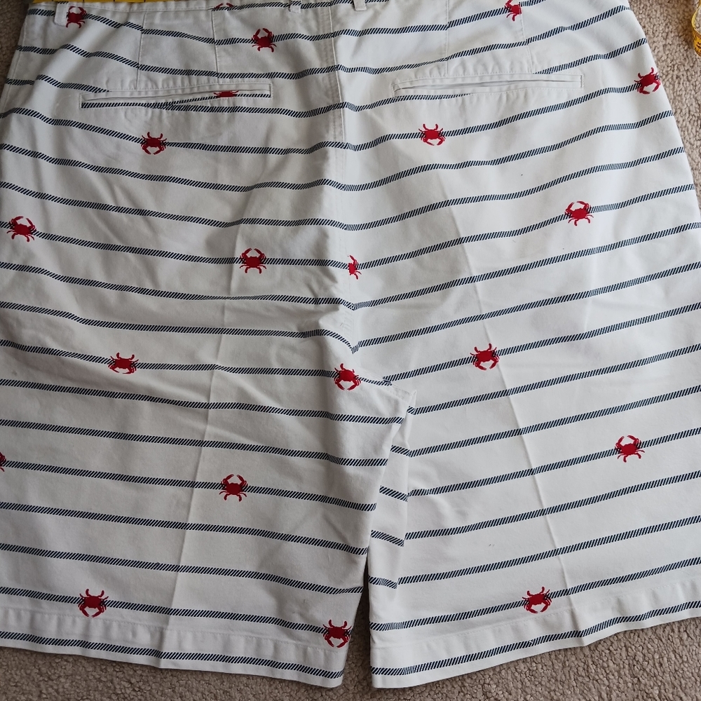 Mens××L Charelston Threads white red crabs